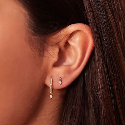 Boucles d'oreilles en guillemets de 925 Sterling Silver Marquise Cut Zircon pour les fiançailles avec un diamètre de 12 mm et une épaisseur de 2 mm