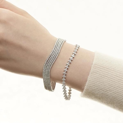Designer 18K Or 925 Sterling Argent Fleur Charme Femmes Bracelet de tennis avec ZIRCON