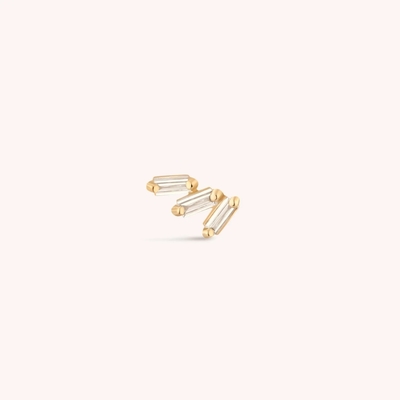 Des boucles d'oreilles en argent sterling 925