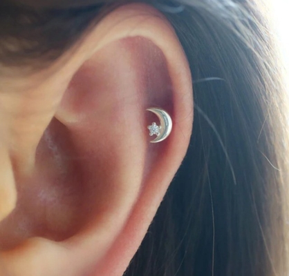 925 Sterling Silver Tiny CZ Moon Piercing Stud Boucle d'oreille avec fermeture à vis à bille