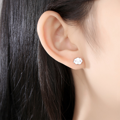 Rhodium plaqué 925 nuages d'argent boucles d'oreilles en émail pour bébés enfants petite fille