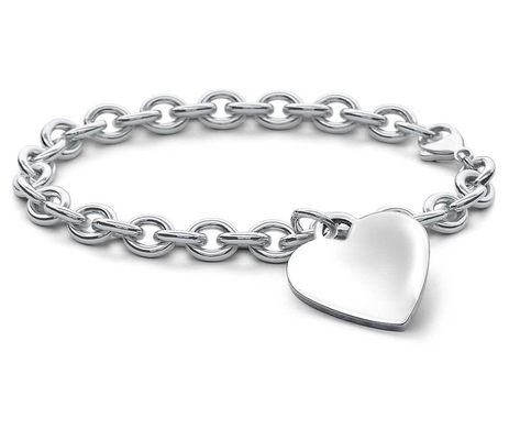 Le charme de cœur en argent 925 pour homme, un bracelet pour un look sophistiqué 15x15mm
