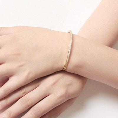 Femmes bracelet réglable avec zircons de pavé bijoux plaqués en or 18K