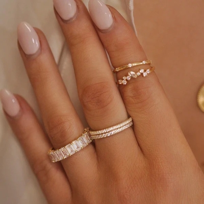 18K plaqué en or empilage mariage Eternity Band Ring pour les femmes 925 Sterling Silver Set