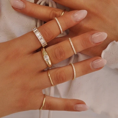 18K plaqué en or empilage mariage Eternity Band Ring pour les femmes 925 Sterling Silver Set