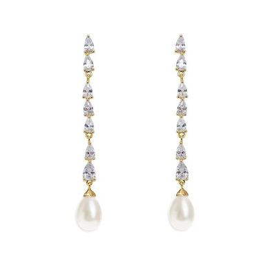 Des boucles d'oreilles de mariée en or 18K