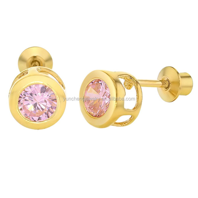 Des boucles d'oreilles en argent pour bébés et enfants 925