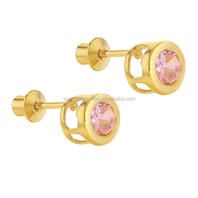 Des boucles d'oreilles en argent pour bébés et enfants 925