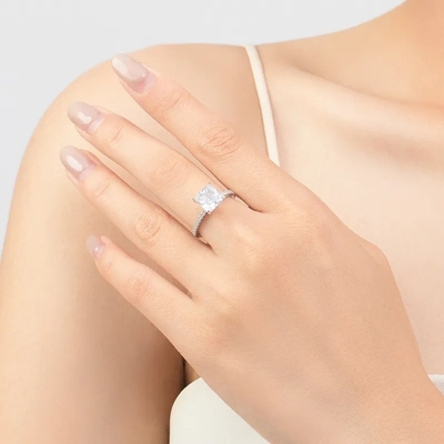 Des bagues de mariage en argent sterling 925
