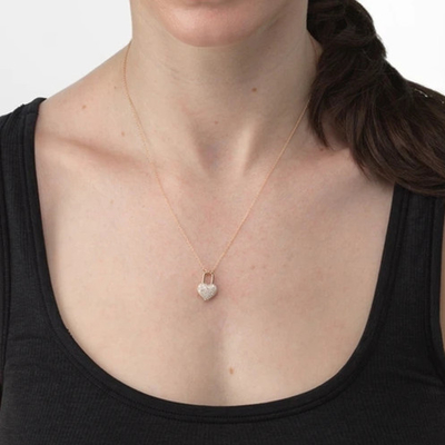 Je vous présente le collier en or 925 Sterling Silver Heart