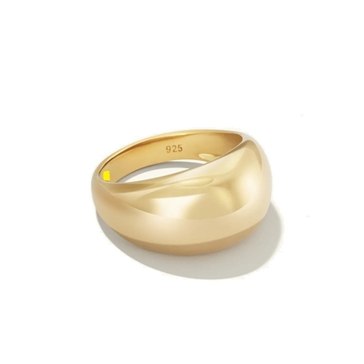 Le design audacieux de l'anneau de dôme en argent sterling 925