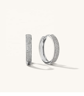 Des boucles d'oreilles en argent sterling pour femmes