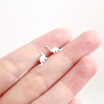 Des boucles d'oreilles en or pour enfants