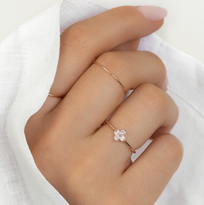 Élégance de 18 carats d'or Vermeil quatre pierres précieuses de topaze fleur 925 Anneaux en argent sterling