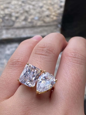 925 Sterling Silver Anneau de fiançailles en deux pierres avec des pierres blanches