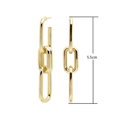 Des boucles d'oreilles en argent plaqué en or et en argent personnalisé