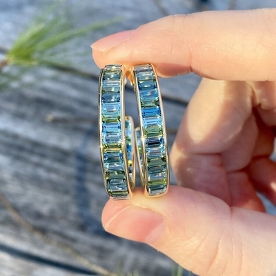 Joaillerie Matériau principal Baguette argentée Topaz bleu et vert Boucles pour style classique