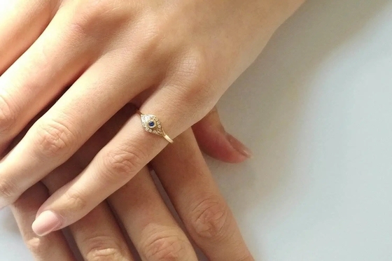 925 Sterling Silver Evil Eye Diamond Band Ring avec plaque d'argent classique