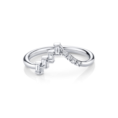Offre OEM Diamants ronds et baguettes Triangle éclectique Anneau en argent pour femmes