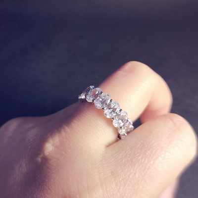 Clair CZ Ovale Eternity Band Anneau de bijoux type Anneau d'éternité en argent pour femme