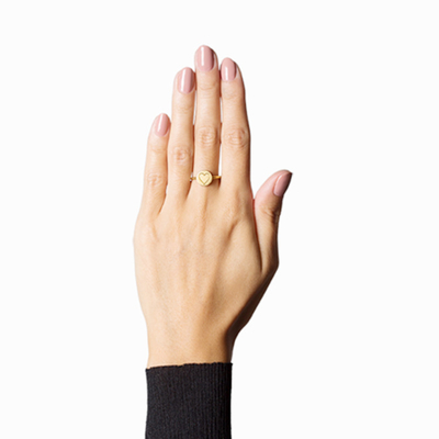 ECO Friendly 2019 Design Simple Women Brass Silver Ring bijoux avec une initiale gravée