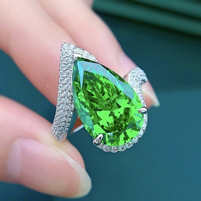 Luxe Émeraude CZ Anneaux de diamant Véritable 925 Sterling Argent bijoux faits à la main pour les femmes