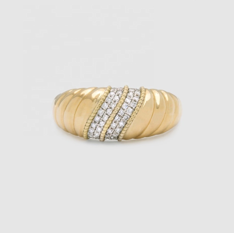 Plaqué en platine Ronde découpée brillante Diamond Dome Ring Pour les femmes bijoux de qualité OEM / ODM