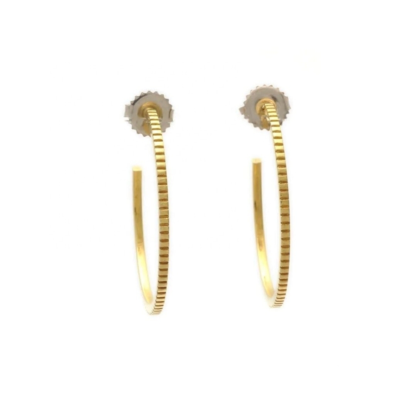 Des boucles d'oreilles en or 18K contemporaines en argent sterling 925 avec le logo du client 30*30mm