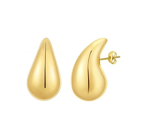 Logo personnalisé 18K plaqué en or Teardrop Hollow Stud Boucle d'oreille pour les filles Jeu de fête