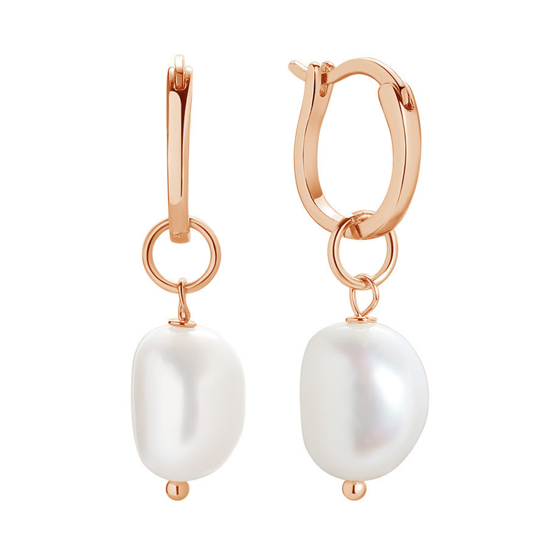 Des boucles d'oreilles à perles d'eau douce pour femmes
