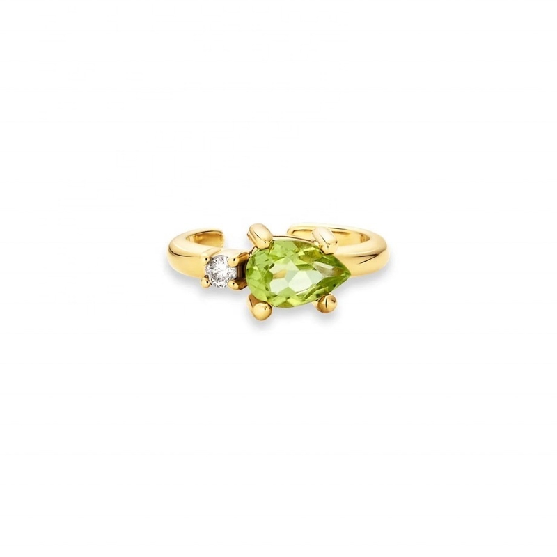 Des boucles d'oreilles en or 18K plaqué 925 argent sterling