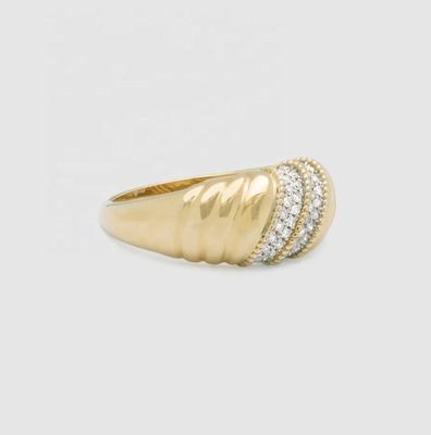 Plaqué en platine Ronde découpée brillante Diamond Dome Ring Pour les femmes bijoux de qualité OEM / ODM