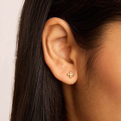 Boucles d'oreilles à clous en argent sterling 925 en forme de fleur, petite taille, pour un usage quotidien