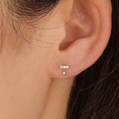 Des boucles d'oreilles miniatures pour femmes en argent 925 personnalisées