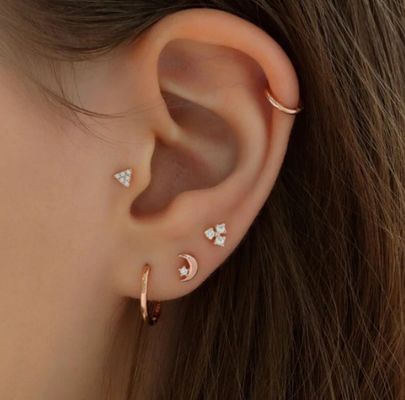925 Sterling Silver Tiny CZ Moon Piercing Stud Boucle d'oreille avec fermeture à vis à bille