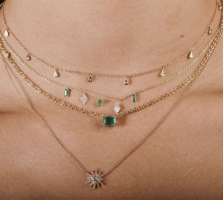 Colliers à larmes en zircon blanc cube faits à la main pour femmes bijoux
