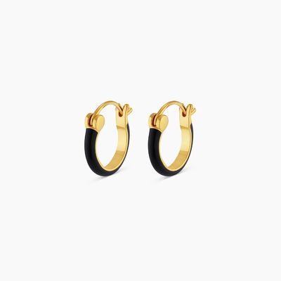 Des boucles d'oreilles en argent de couleur 925 18K en or