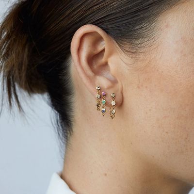 Des boucles d'oreilles en argent 925