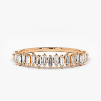 925 Sterling Silver CZ Diamond Baguette Bague de l'éternité pour femme avec plaque dorée jaune