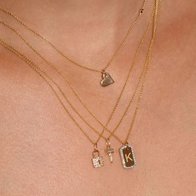 Collier gravé en zircon plaqué au rhodium en or 925 argent sterling