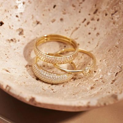 925 Sterling Silver 18K plaqué en or CZ demi-éternité
