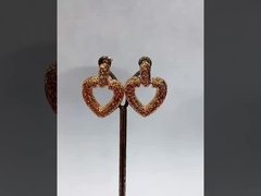 Une boucle d'oreille