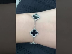 Chaleureux et Audacieux : Révélation d'une Étonnante Collection de Bijoux en Cuivre !