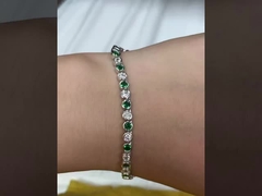 Bling économique: Des découvertes d'argent, de cuivre et d'acier brillantes!