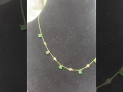 Cool sans effort : Comment styliser des bijoux en métaux mixtes comme un pro.